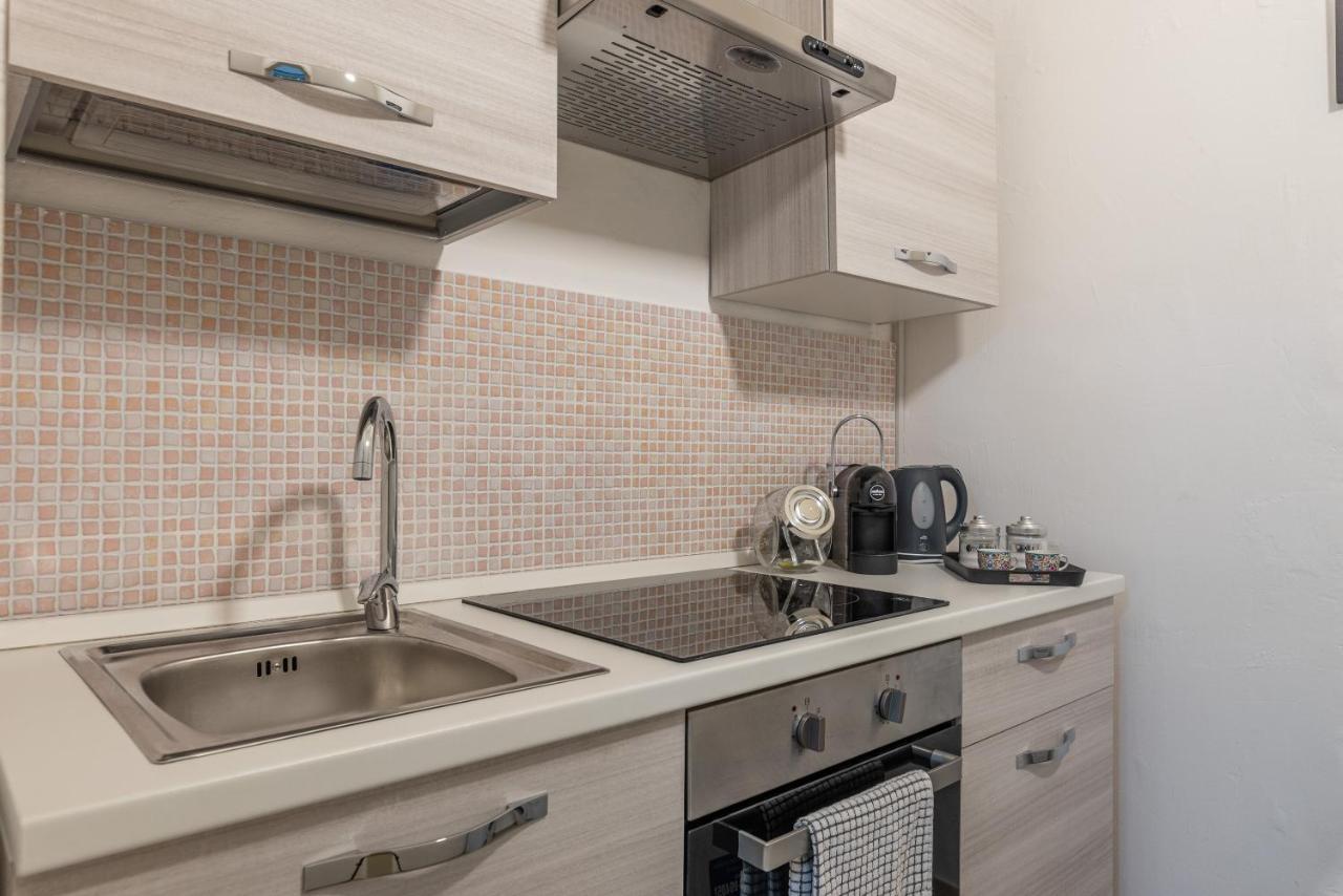 I Mori-Holiday Apartment Palermo Luaran gambar